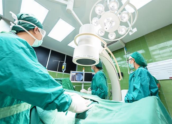 ep cirujanos quirofano medicos