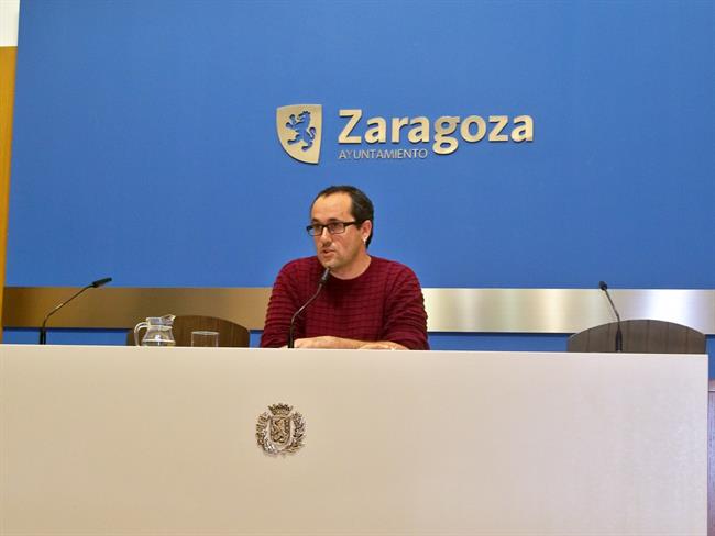 Cubero informa sobre el estado de la riada en Zaragoza. | EUROPA PRESS ep cubero informaestadola riadazaragoza