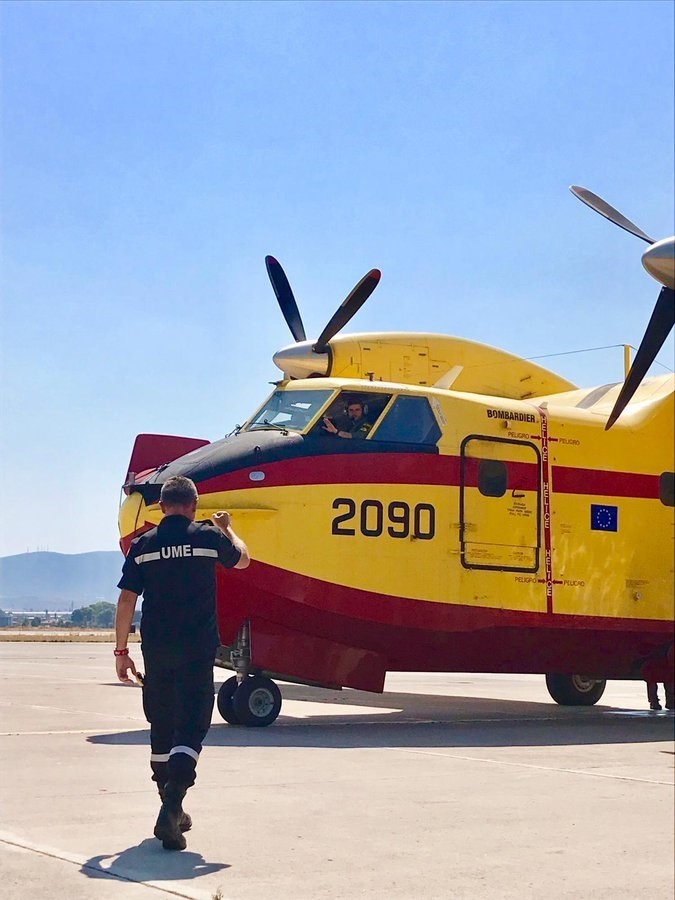 ep despegueavion43 grupoejercitoairecontinuarlas laboresextincionincendioeubea en grecia