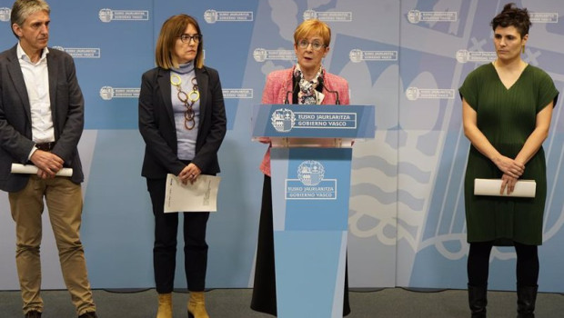 ep el decalogo ha sido presentado por la consejera de desarrollo economico y los responsables