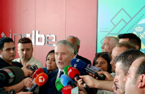 ep el ministro de interior fernando grande marlaska artiende a los medios de comunicacion en leon
