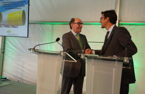 ep el presidente de iberdrola ignacio sanchez galan junto al presidente de haizea wind group damaso