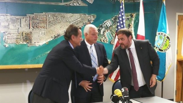 ep firmaconveniocolaboracionlos puertosmiamibarcelona