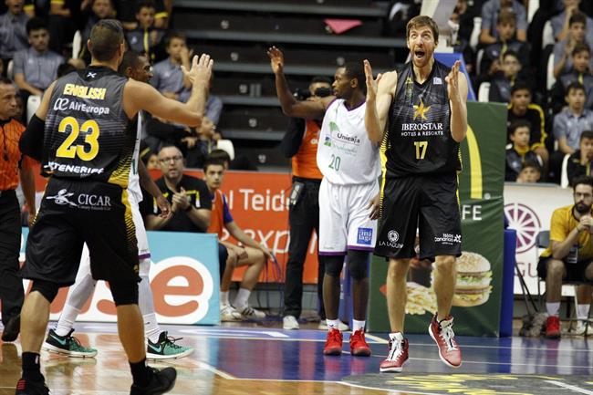 Fran Vázquez Iberostar Tenerife contra Unicaja | EUROPA PRESS ep fran vazquez iberostar tenerifeunicaja