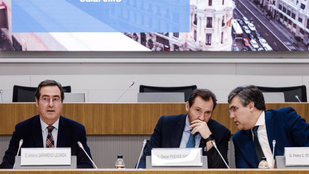 ep i d el presidente de la ceoe antonio garamendi el ministro de transportes y movilidad sostenible