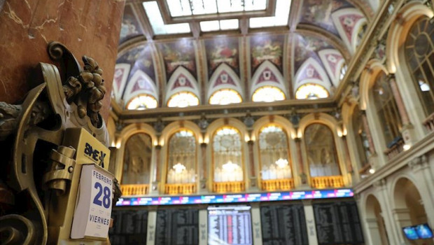 ep interior del edificio de la bolsa de madrid en la jornada del dia 28 de febrero