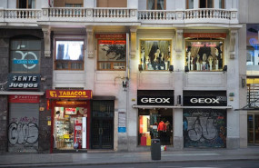 ep negocios cerrados en el centro de madrid tras el anuncio del estado de alarma en espana por el