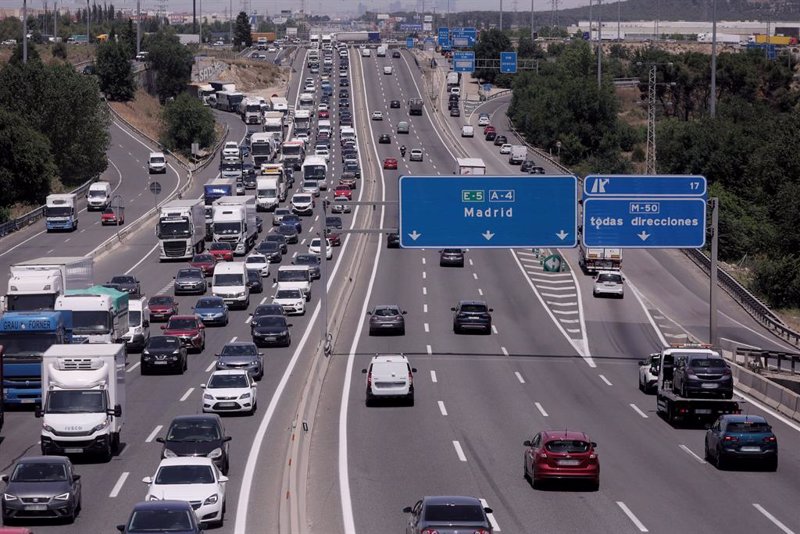 Viajar de Madrid a Barcelona por autovía costará 6,4 euros si se paga un céntimo/km
