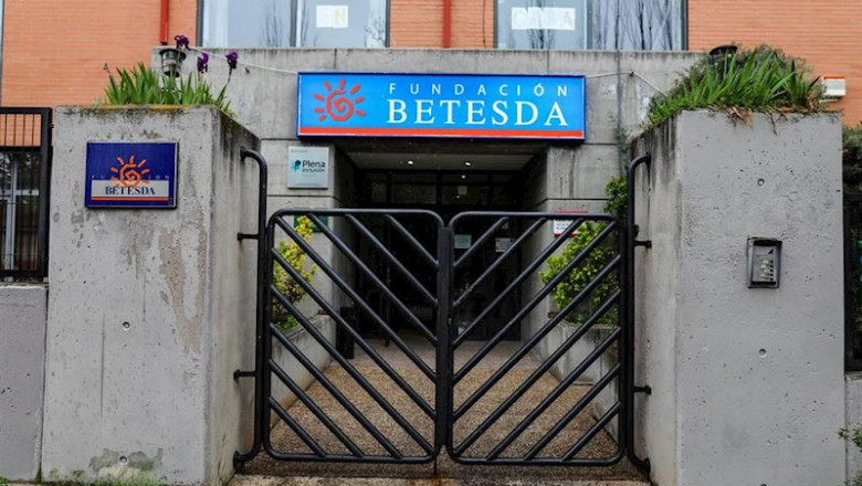 ep verja y zonas exteriores pertenecientes a la residencia de disminuidos psiquicos belisana donde ep verja y zonas exteriores pertenecientes a la residencia de disminuidos psiquicos belisana donde