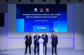 from left simon zhou general manager of overseas marketing sanxing ningbident 