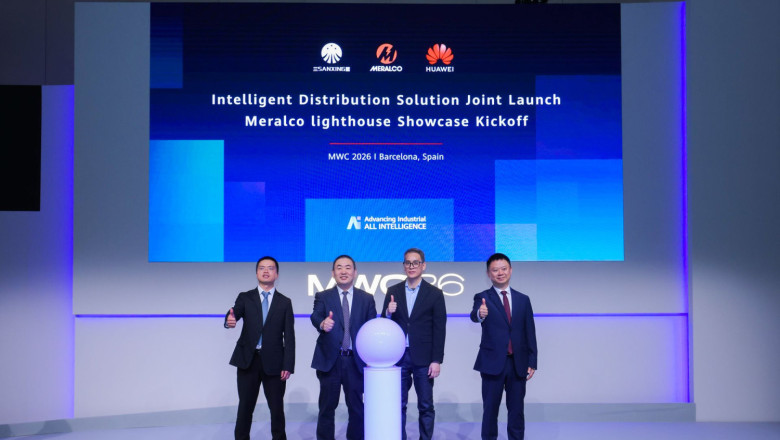 from left simon zhou general manager of overseas marketing sanxing ningbident 