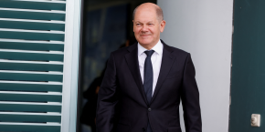 le chancelier allemand olaf scholz participe au conseil des ministres a berlin 