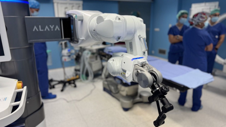 robot alaya 1 en tamano grande