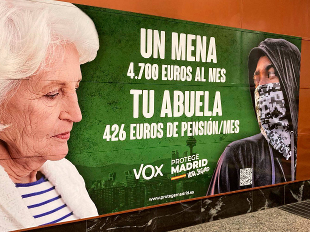 La Audiencia cierra el caso del cartel de Vox contra los menas: Es un mensaje electoral