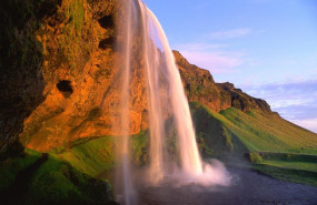 1589882380 4059207 0 seljalandsfoss hr