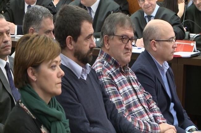 ep alfredomiguelaitor telleria sentandosbanquillo