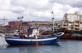 ep archivo   barco pesquero en cantabria