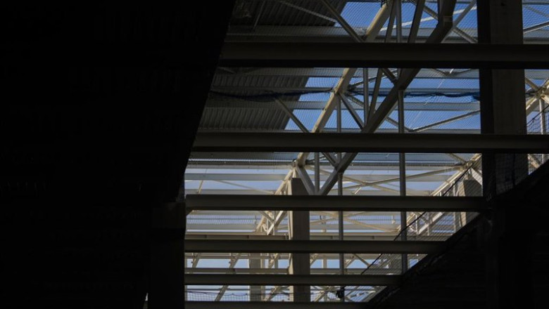 Archivo - Vigas en un terreno en obras y construcción, durante una visita a la gigafactoría PowerCo, a 24 de noviembre de 2025, en Sagunt | Jorge Gil - Europa Press - Archivo ep archivo vigas en un terreno en obras y construccion durante una visita a la gigafactoria