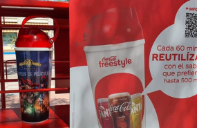 ep coca cola y parque warner instalan un dispensador de bebidas
