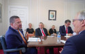 ep el presidente de costa rica rodrigo chaves en una reunion con responsables de intel