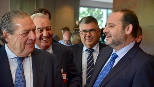 ep el presidente de la asociacion valenciana de empresarios ave vicente boluda 1i y el ministro de