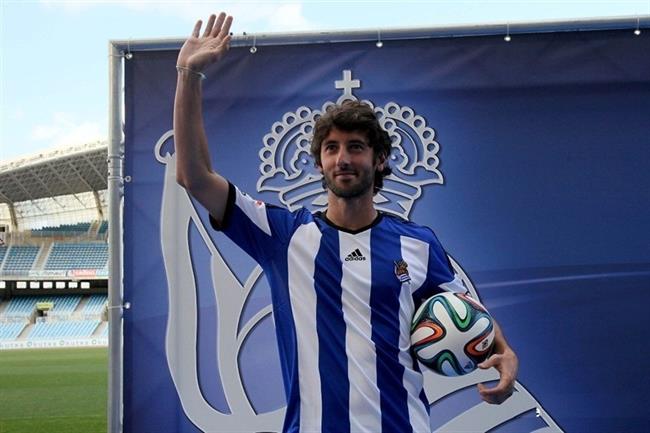 Esteban Granero, en su presentación con la Real Sociedad | REAL SOCIEDAD ep esteban granero enpresentacionla real sociedad