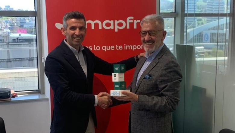 ep francisco cenador carrasco i director regional galicia de mapfre y jose ramon santamaria barreiro ep francisco cenador carrasco i director regional galicia de mapfre y jose ramon santamaria barreiro