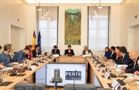 ep isabel rodriguez presenta a la patronal y sindicatos el perte de la industrializacion de la