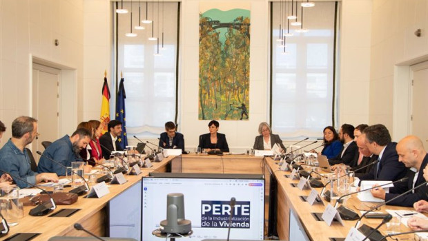 ep isabel rodriguez presenta a la patronal y sindicatos el perte de la industrializacion de la ep isabel rodriguez presenta a la patronal y sindicatos el perte de la industrializacion de la