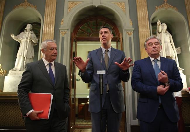 José Manuel Barreiro, Xavier Albiol y Javier Arenas en el Senado | EUROPA PRESS ep jose manuel barreiro xavier albioljavier arenassenado 20171108141004