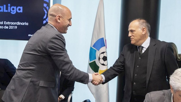 ep luis rubiales presidente de la real federacion espanola de futbol rfef con el presidente de