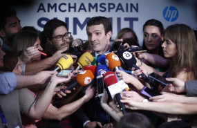 ep presidentepartido popular pablo casado atiendelos medioscomunicacionintervenirla i concordia europe - amchamspain summit 20190626151803