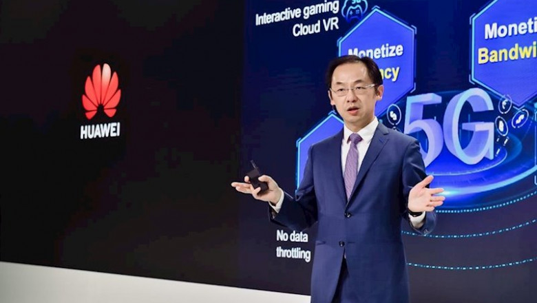 Ryan Ding, presidente de unidad de negocio de Carrier de Huawei, en un evento de la empresa en Londres | HUAWEI ep ryan ding presidente de unidad de negocio de carrier de huawei en un evento de la empresa en