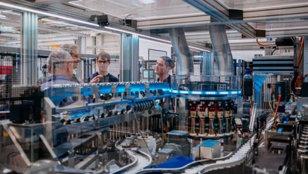 ep trabajadores de siemens en una de sus instalaciones