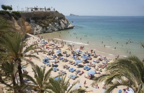 ep turistas playa sol verano