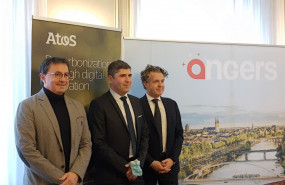 1645439698 usine atos angers eric grelier vincent sarracanie christophe bechu credits atos scaled 