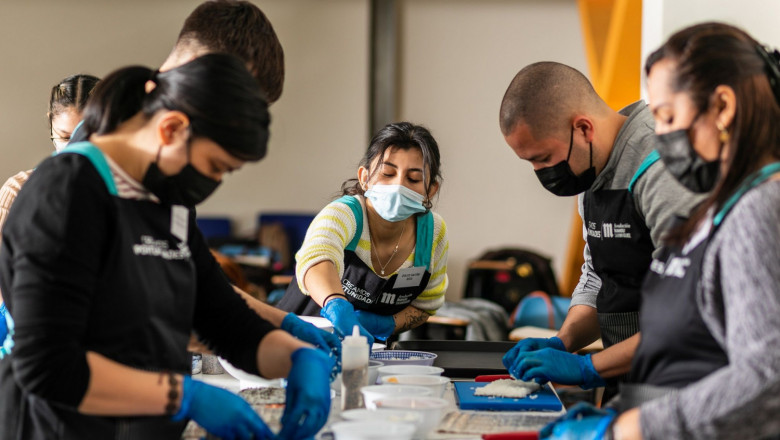 1652279799 alumnos curso sushi 2 