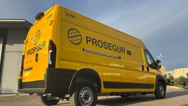 ep archivo   el nuevo vehiculo blindado electrico de prosegur cash que se ha desarrollado en