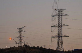 ep archivo   torres de tension el dia en el que el precio de la luz alcanza un maximo historico a 20