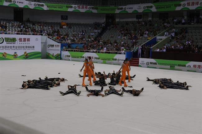 CPA Olot, campeón del mundo Grupos-Show Grande de patinaje artístico | REAL FEDERACIÓN ESPAÑOLA DE PATINAJE ep cpa olot campeonmundo grupos-show grandepatinaje artistico