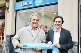 ep el chief commercial officer de digi espana angel alvarez y el ex jugador del athletic club de ep el chief commercial officer de digi espana angel alvarez y el ex jugador del athletic club de