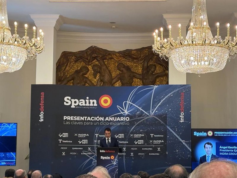 Indra muestra sus planes para abrirse al tejido industrial y tecnológico nacional