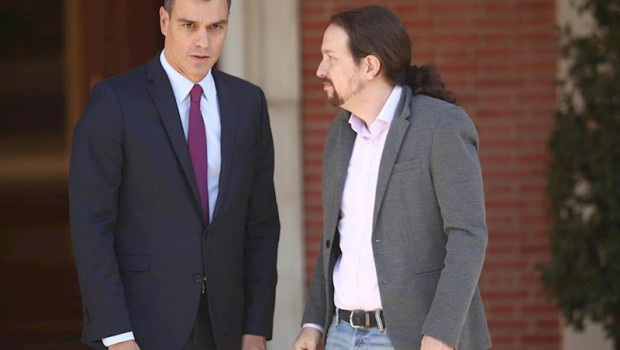 ep el presidente del gobierno en funciones pedro sanchez y el secretario general de podemos pablo