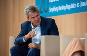 ep el vicepresidente y miembro del consejo del grupo santander jose antonio alvarez alvarez durante