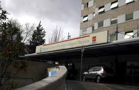 ep entrada principal al hospital general universitario gregorio maranon donde una mujer de 99 anos