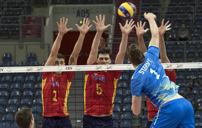 España debuta con derrota en el Campeonato de Europa de voleibol | WWW.RFEVB.COM ep espana debutaderrotacampeonatoeuropavoleibol