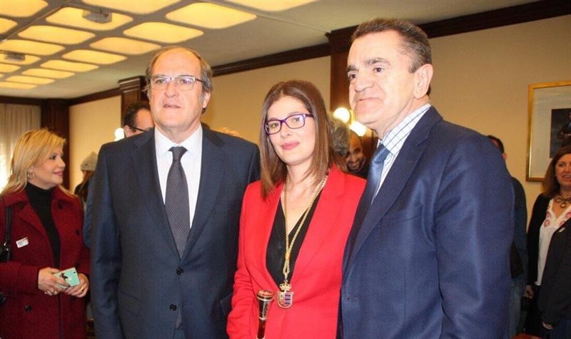 ep gabilondo y jose manuel franco con la nueva alcaldesa de mostoles