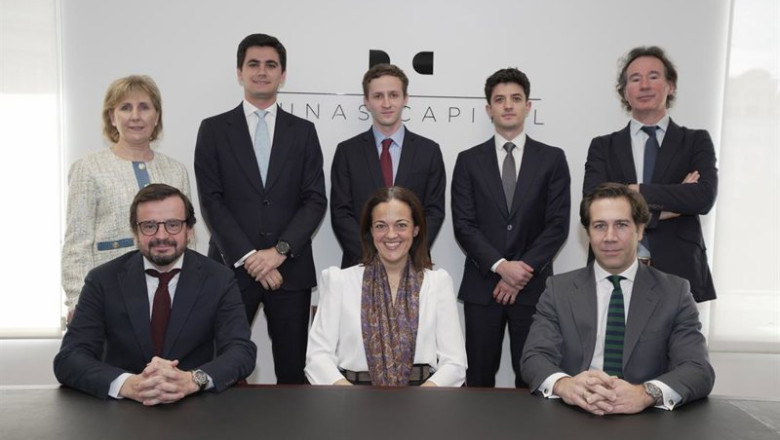 ep izquierda a derecha de pie eulalia dominguez enrique alonso benat iguiniz german garcia miguel