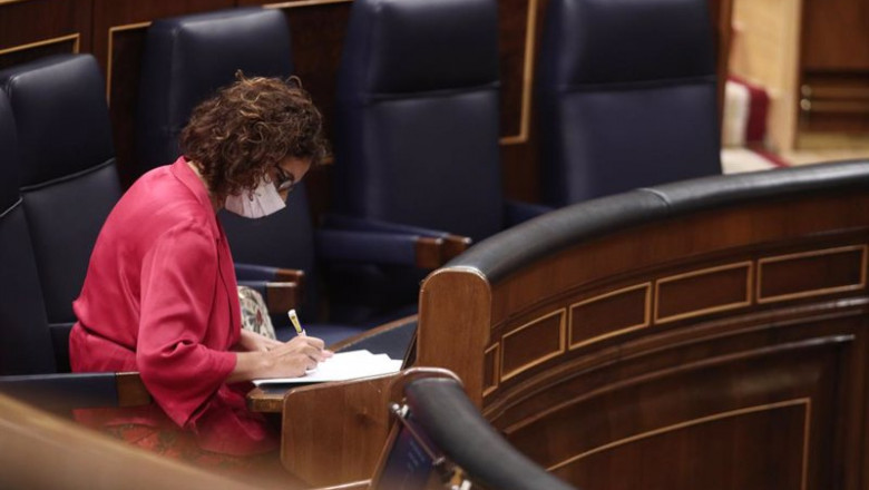 ep la ministra de hacienda maria jesus montero este jueves en el pleno del congreso