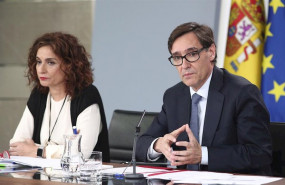 ep la ministra de hacienda maria jesus montero y el ministro de sanidad salvador illa durante la